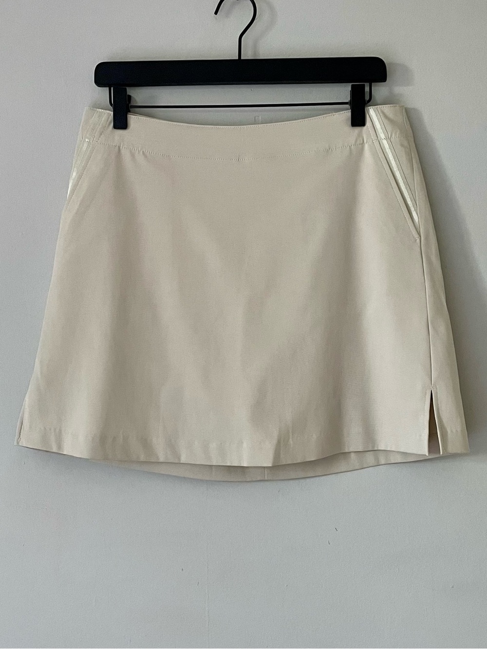 Lady Hagan Beige Golf Skort